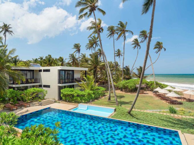 Beachfront Hotel Ocean retreat for sale in Tangalle