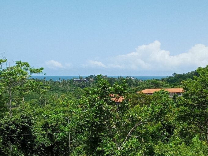 90 perch land beachside hill amazing view for sale in Mirissa